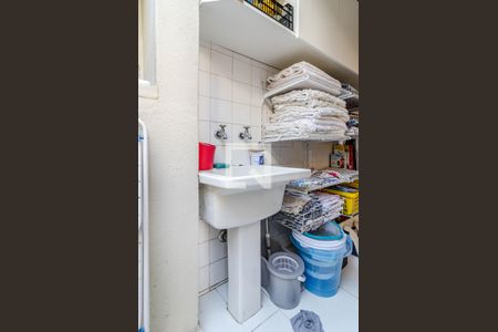 Casa à venda com 170m², 2 quartos e 1 vagaÁrea de serviço