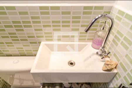 Casa à venda com 170m², 2 quartos e 1 vagaLavabo