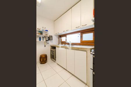 Casa à venda com 170m², 2 quartos e 1 vagaCozinha