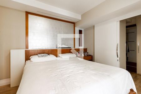 Apartamento à venda com 256m², 4 quartos e 4 vagasSuite 3