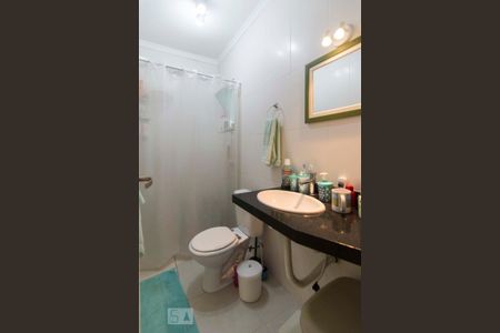 Casa à venda com 116m², 3 quartos e 2 vagas Casa à venda com 116m², 3 quartos e 2 vagasBanheiro Social