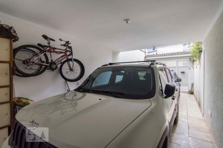 Casa à venda com 116m², 3 quartos e 2 vagas Casa à venda com 116m², 3 quartos e 2 vagasGaragem