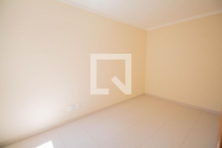Casa à venda com 84m², 3 quartos e 3 vagas Casa à venda com 84m², 3 quartos e 3 vagasQuarto 3