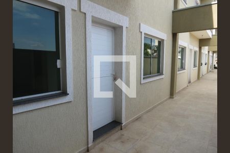 Casa de condomínio à venda com 84m², 3 quartos e 3 vagasEntrada Apartamento