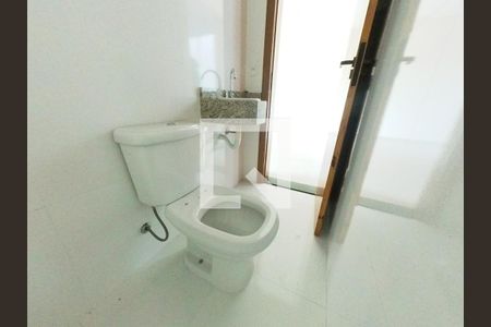 Casa de condomínio à venda com 84m², 3 quartos e 3 vagasBanheiro Térreo