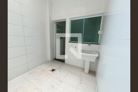 Casa de condomínio à venda com 84m², 3 quartos e 3 vagasLavanderia