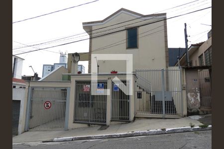 Casa de condomínio à venda com 84m², 3 quartos e 3 vagasFachada