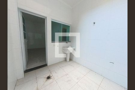 Casa de condomínio à venda com 84m², 3 quartos e 3 vagasLavanderia