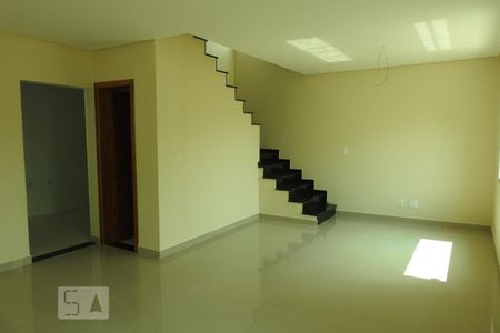 Sala de casa à venda com 3 quartos, 96m² em Vila Primavera, São Paulo