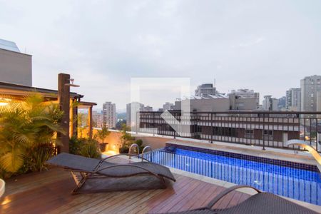 Apartamento à venda com 294m², 4 quartos e 4 vagas Apartamento à venda com 294m², 4 quartos e 4 vagasPiscina