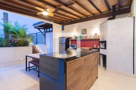 Apartamento à venda com 294m², 4 quartos e 4 vagas Apartamento à venda com 294m², 4 quartos e 4 vagasÁrea comum - Churrasqueira