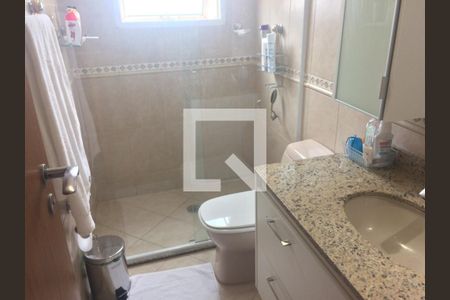 Apartamento para alugar com 130m², 3 quartos e 2 vagas Apartamento para alugar com 130m², 3 quartos e 2 vagasBanheiro Social