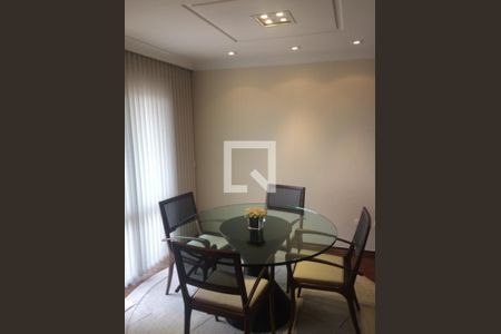 Apartamento para alugar com 130m², 3 quartos e 2 vagas Apartamento para alugar com 130m², 3 quartos e 2 vagasSala de Jantar