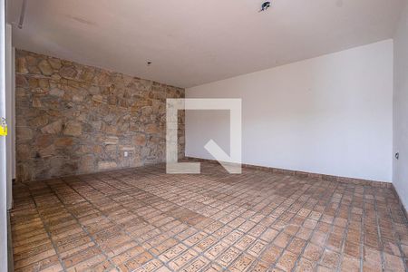 Casa para alugar com 377m², 4 quartos e 5 vagasEdícula - Salão 1