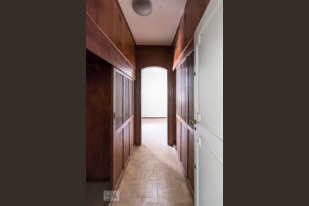 Apartamento à venda com 260m², 4 quartos e 2 vagasCloset