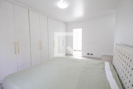 Casa à venda com 700m², 4 quartos e sem vaga Casa à venda com 700m², 4 quartos e sem vagaQuarto 3