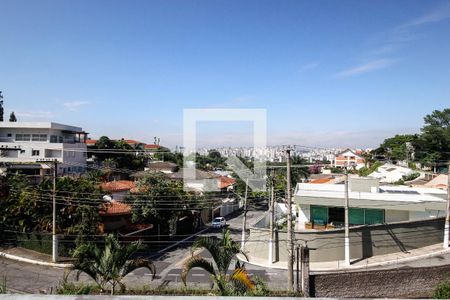 Casa à venda com 700m², 4 quartos e sem vaga Casa à venda com 700m², 4 quartos e sem vagaVista