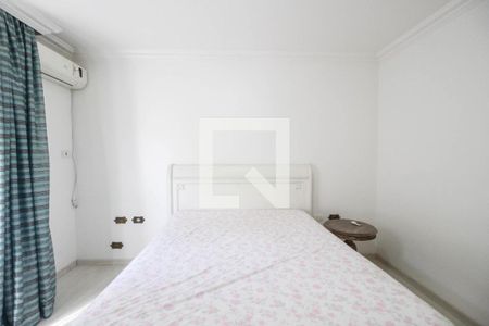 Casa à venda com 700m², 4 quartos e sem vaga Casa à venda com 700m², 4 quartos e sem vagaQuarto 2