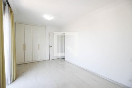 Casa à venda com 700m², 4 quartos e sem vaga Casa à venda com 700m², 4 quartos e sem vagaQuarto 1