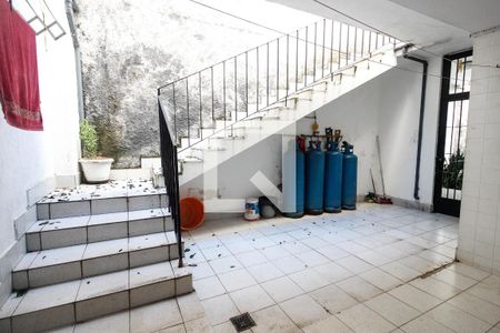 Casa à venda com 700m², 4 quartos e sem vaga Casa à venda com 700m², 4 quartos e sem vagaÁrea de serviço