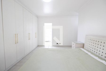 Casa à venda com 700m², 4 quartos e sem vaga Casa à venda com 700m², 4 quartos e sem vagaQuarto 3