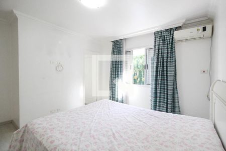 Casa à venda com 700m², 4 quartos e sem vaga Casa à venda com 700m², 4 quartos e sem vagaQuarto 2