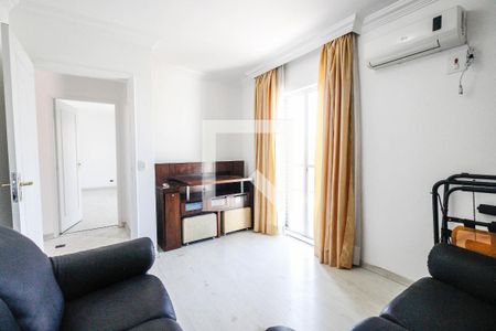 Casa à venda com 700m², 4 quartos e sem vaga Casa à venda com 700m², 4 quartos e sem vagaQuarto 4