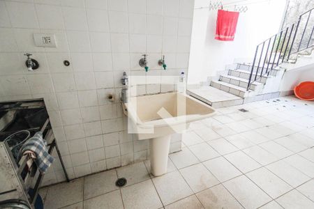 Casa à venda com 700m², 4 quartos e sem vaga Casa à venda com 700m², 4 quartos e sem vagaÁrea de serviço