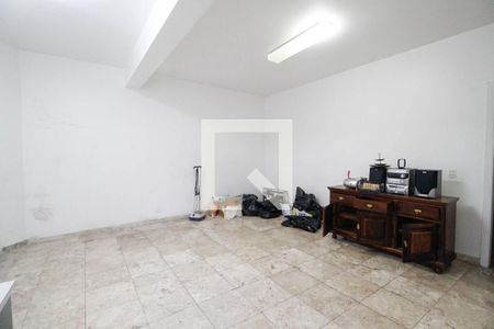 Casa à venda com 700m², 4 quartos e sem vaga Casa à venda com 700m², 4 quartos e sem vagaQuarto de serviço 3