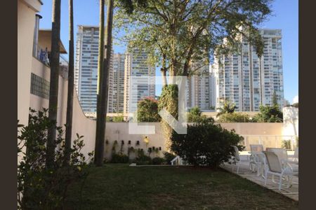 Casa à venda com 682m², 3 quartos e 10 vagasÁrea Externa