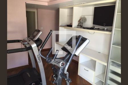 Quarto de casa à venda com 3 quartos, 682m² em Campo Belo, São Paulo