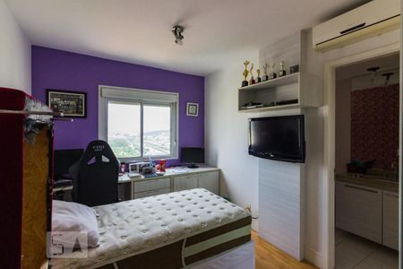 Apartamento à venda com 261m², 4 quartos e 4 vagasQuarto
