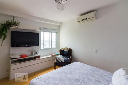 Apartamento à venda com 261m², 4 quartos e 4 vagasQuarto