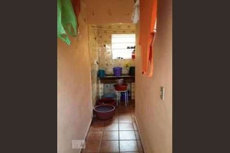 Casa à venda com 175m², 3 quartos e 2 vagas Casa à venda com 175m², 3 quartos e 2 vagasÁrea de Serviço