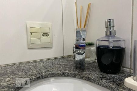 Apartamento à venda com 70m², 3 quartos e 1 vagaBanheiro - Torneira