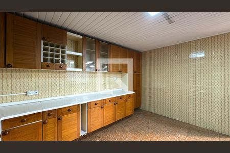 Casa para alugar com 190m², 4 quartos e 4 vagasCozinha