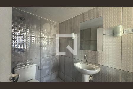 Casa para alugar com 190m², 4 quartos e 4 vagasBanheiro 1