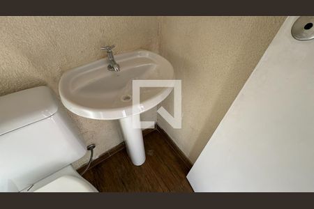 Casa para alugar com 190m², 4 quartos e 4 vagasBanheiro 3