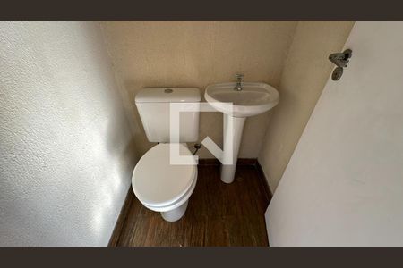 Casa para alugar com 190m², 4 quartos e 4 vagasBanheiro 3