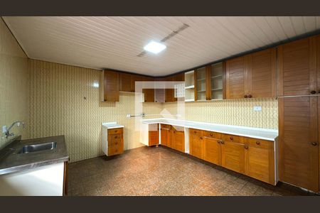 Casa para alugar com 190m², 4 quartos e 4 vagasCozinha