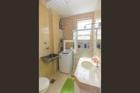 Apartamento à venda com 54m², 2 quartos e sem vagaBanheiro Social