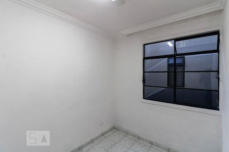 Quarto 2 de apartamento para alugar com 2 quartos, 36m² em Cajuru, Curitiba