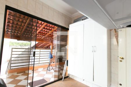 Casa à venda com 400m², 4 quartos e 3 vagas Casa à venda com 400m², 4 quartos e 3 vagasÁrea de Serviço