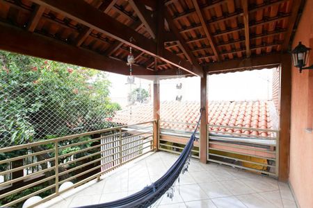 Casa à venda com 400m², 4 quartos e 3 vagas Casa à venda com 400m², 4 quartos e 3 vagasVaranda da Suite 2