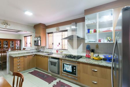 Casa à venda com 400m², 4 quartos e 3 vagas Casa à venda com 400m², 4 quartos e 3 vagasCozinha