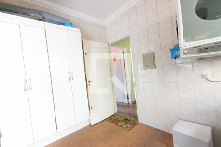 Casa à venda com 400m², 4 quartos e 3 vagas Casa à venda com 400m², 4 quartos e 3 vagasÁrea de Serviço