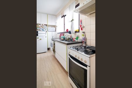 Apartamento à venda com 113m², 4 quartos e 2 vagas Apartamento à venda com 113m², 4 quartos e 2 vagasCozinha