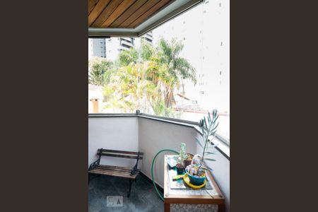 Apartamento à venda com 113m², 4 quartos e 2 vagas Apartamento à venda com 113m², 4 quartos e 2 vagasVaranda Quarto 2 e 3