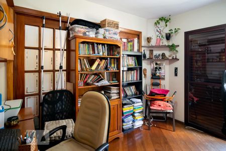 Apartamento à venda com 113m², 4 quartos e 2 vagas Apartamento à venda com 113m², 4 quartos e 2 vagasQuarto 1