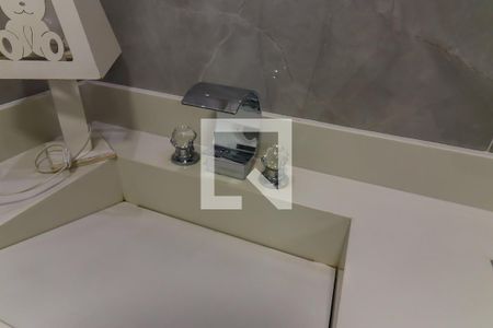 Apartamento à venda com 129m², 3 quartos e 2 vagasBanheiro da Suíte 3